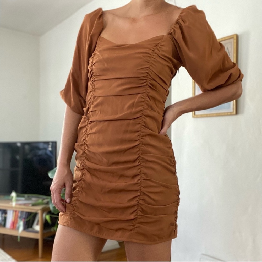 Abercrombie & Fitch Ruched Mini Bodycon Dress Tan Puff Sleeve Style Medium